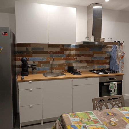 Ba Luigi Apartment Bari Bagian luar foto