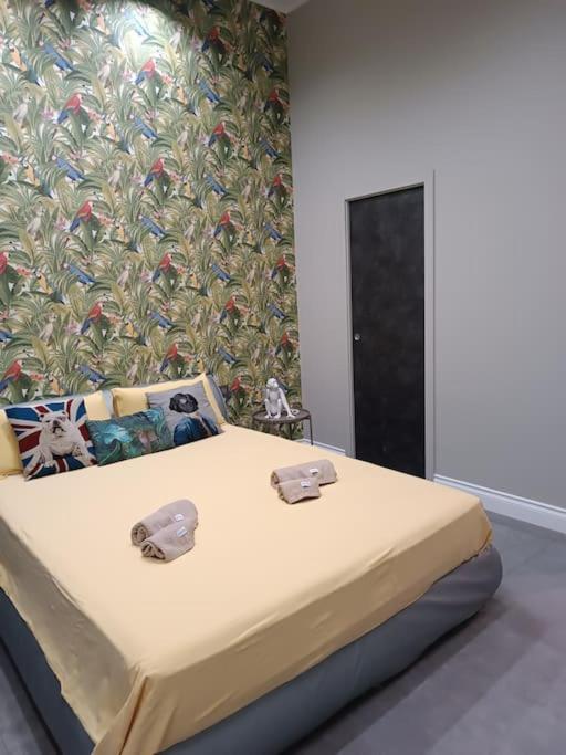 Ba Luigi Apartment Bari Bagian luar foto