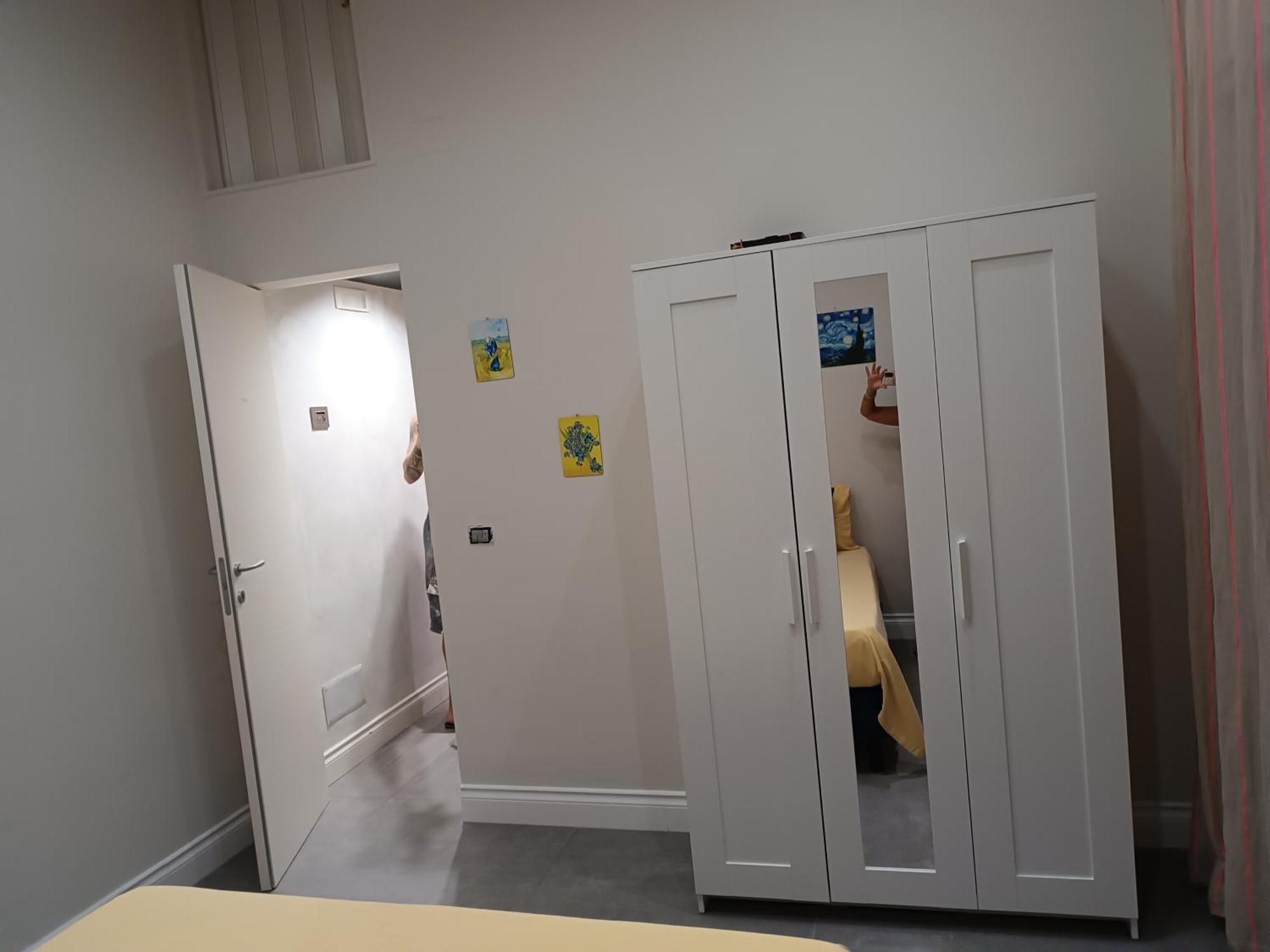 Ba Luigi Apartment Bari Bagian luar foto