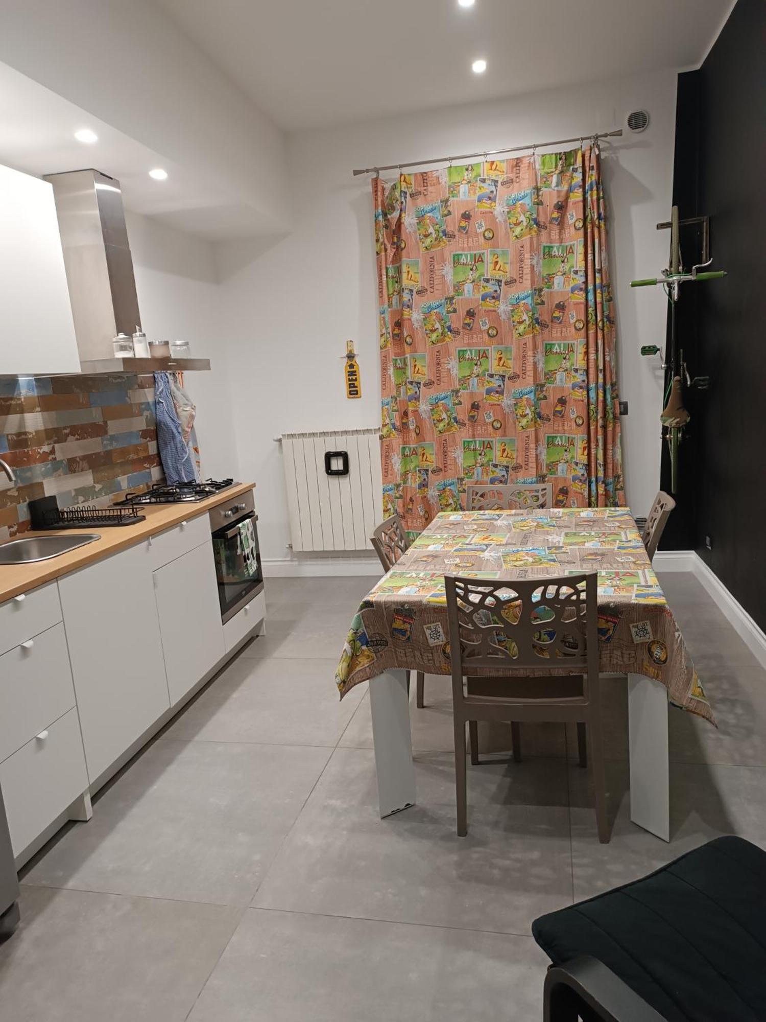 Ba Luigi Apartment Bari Bagian luar foto